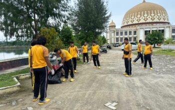 Personil Polres Muna Bersih-Bersih Mesjid, Bentuk Respon Cepat Instruksi Presiden.